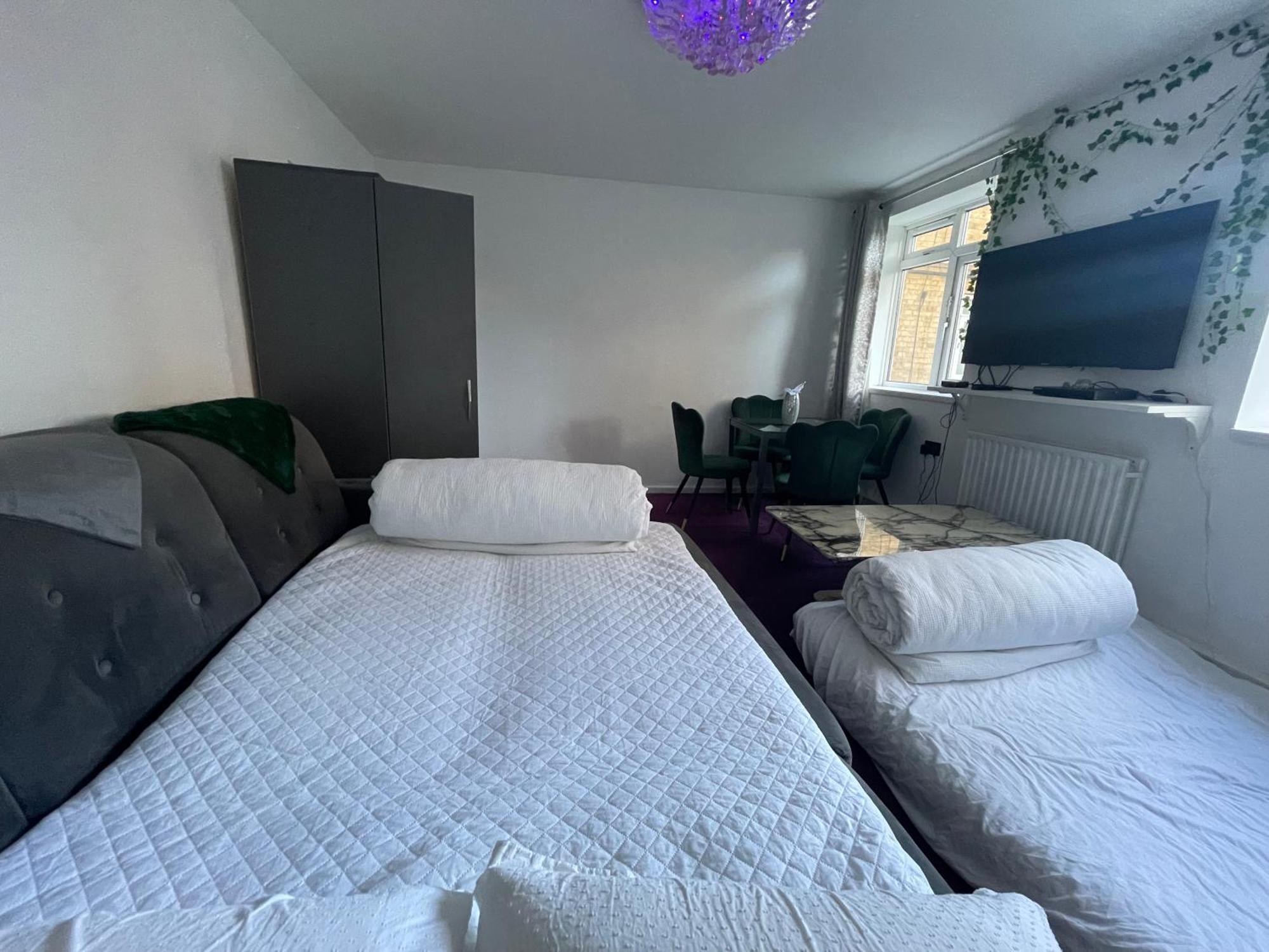 Room With Kitchen In Central Лондон Екстер'єр фото